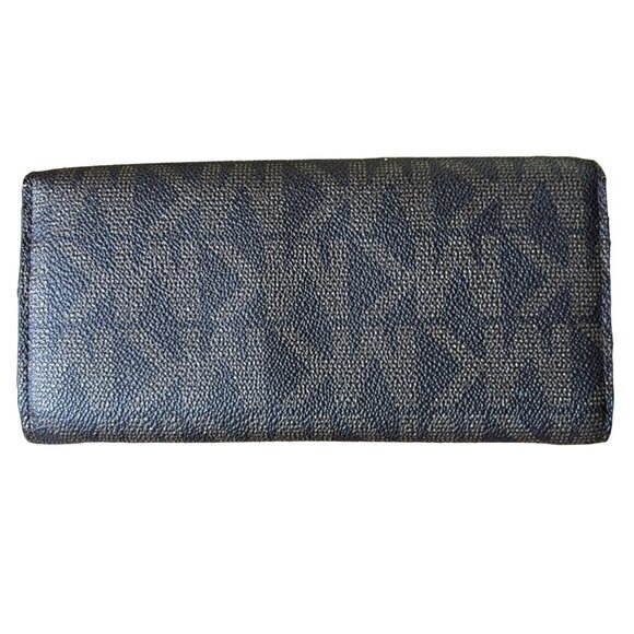 Michael Kors Logo Wallet Red Checkbook Leather Tri Fold Card Change‎ Pockets - Picture 9 of 9